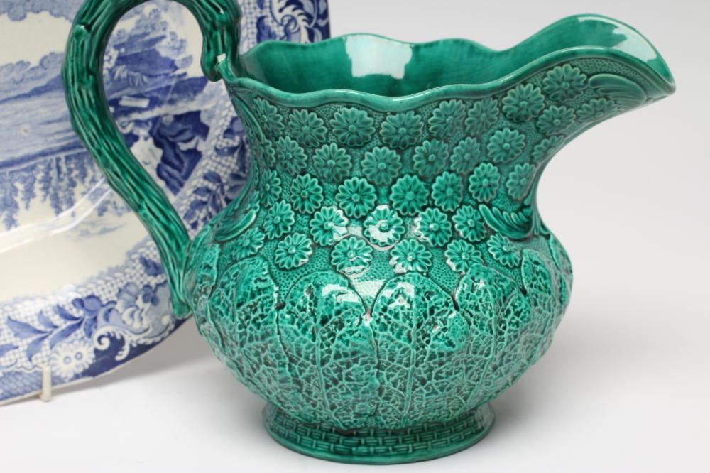 A COLLECTION OF BRAMELD PEARLWARE comprising a pair of octagonal "Returning Woodman" plates Image