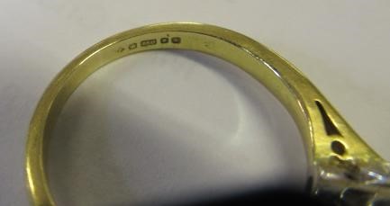 A THREE STONE DIAMOND RING Image