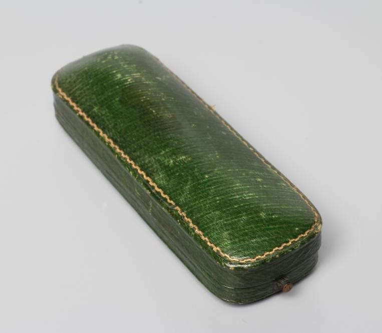 A VICTORIAN "GOLD RUSH" STICK PIN Image