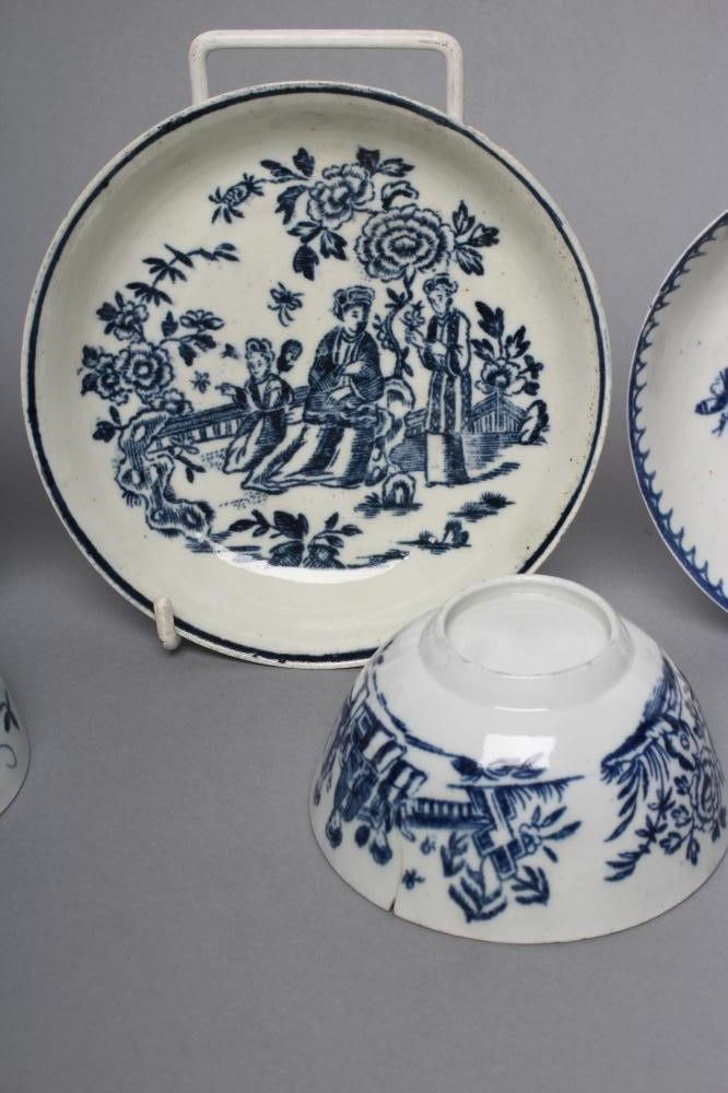 A PENNINGTON'S LIVERPOOL PORCELAIN FISHRMAN PATTERN SAUCEBOAT Image