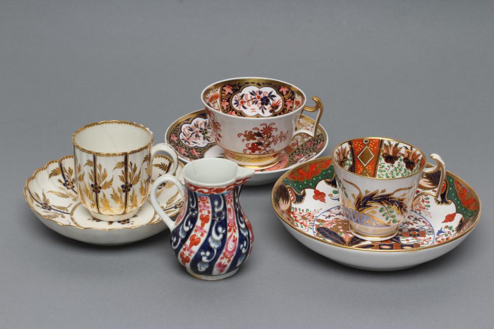 A FIRST PERIOD WORCESTER PORCELAIN QUEEN CHARLOTTE PATTERN SPARROW BEAK JUG Image