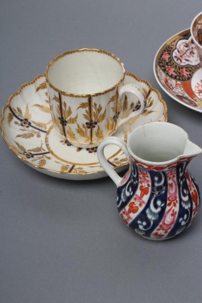 A FIRST PERIOD WORCESTER PORCELAIN QUEEN CHARLOTTE PATTERN SPARROW BEAK JUG Image