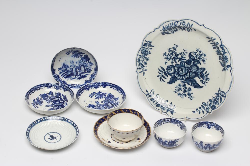 A COLLECTION OF FIRST PERIOD WORCESTER PORCELAIN Image