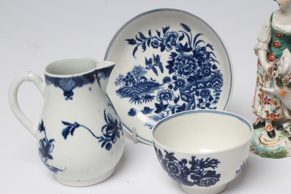 A FIRST PERIOD WORCESTER PORCELAIN MANSFIELD PATTERN SPARROW BEAK JUG Image