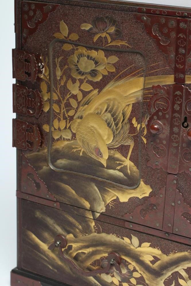 A JAPANESE LACQUERED TABLE CABINET Image