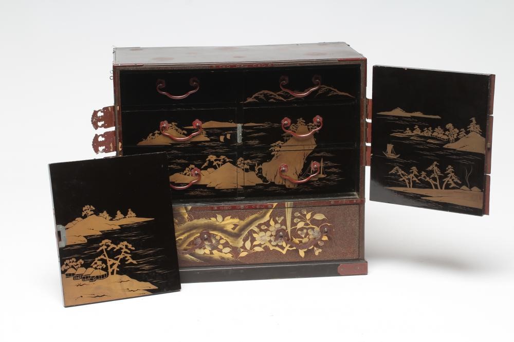 A JAPANESE LACQUERED TABLE CABINET Image