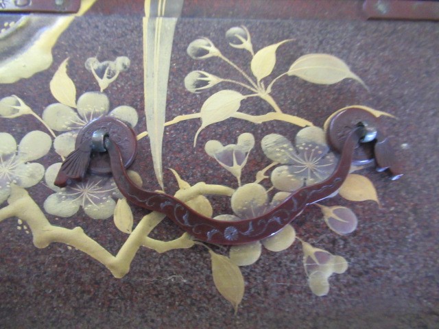 A JAPANESE LACQUERED TABLE CABINET Image