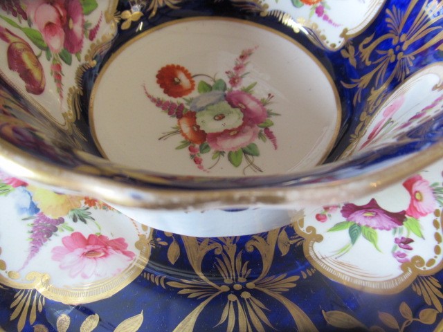 AN ENGLISH PORCELAIN FLUTED TEA SERVICE Image
