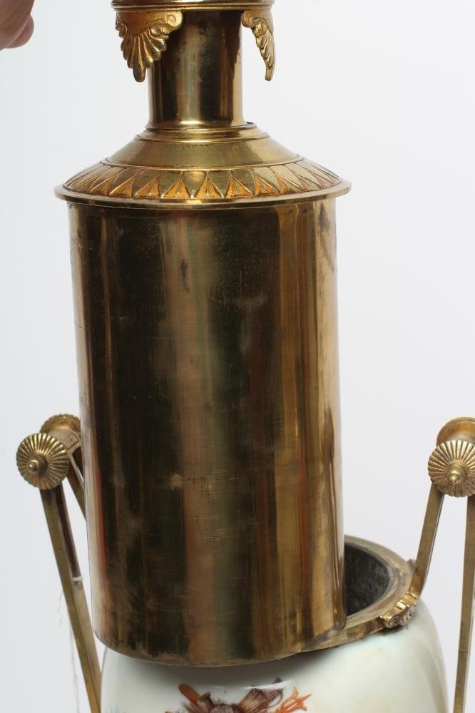 A VICTORIAN OIL LAMP Image