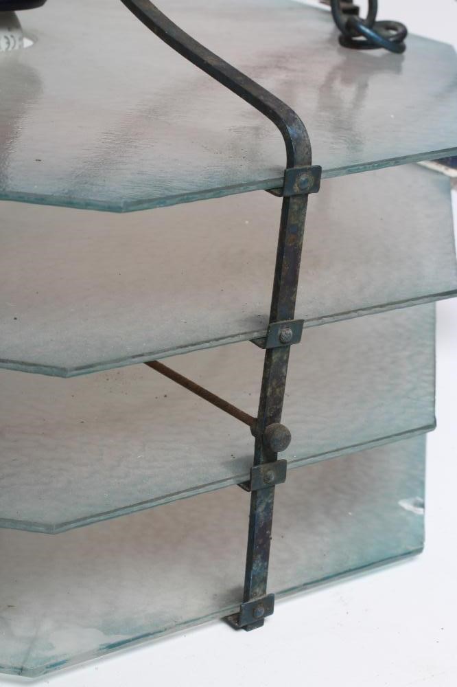 AN ART DECO STYLE LIGHT PENDANT Image