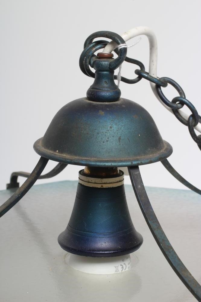 AN ART DECO STYLE LIGHT PENDANT Image