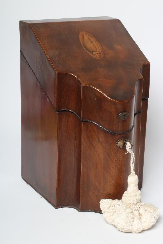 A GEORGIAN MAHOGANY KNIFE BOX Image