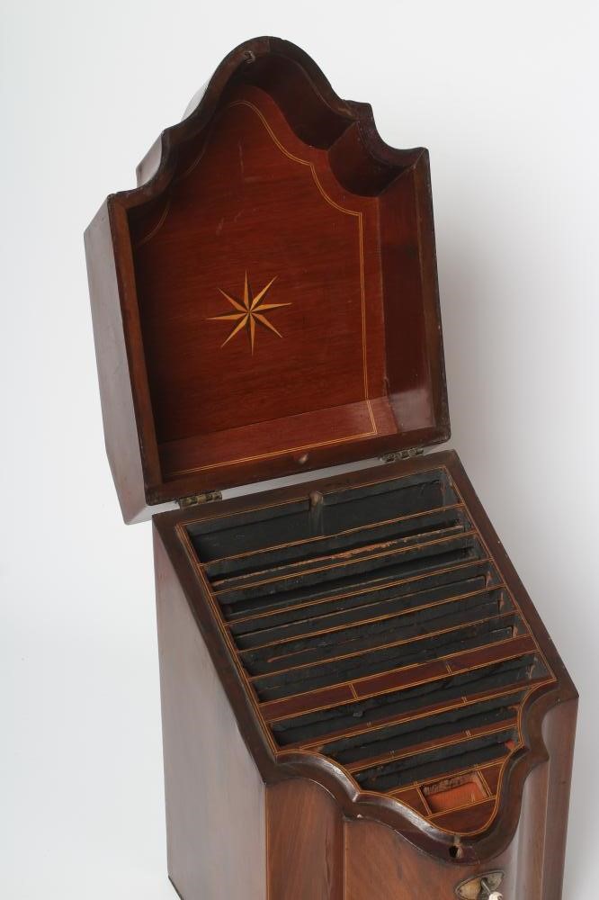 A GEORGIAN MAHOGANY KNIFE BOX Image