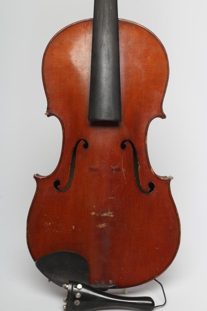 AN ALBAN VOIGT & CO. VIOLIN Image