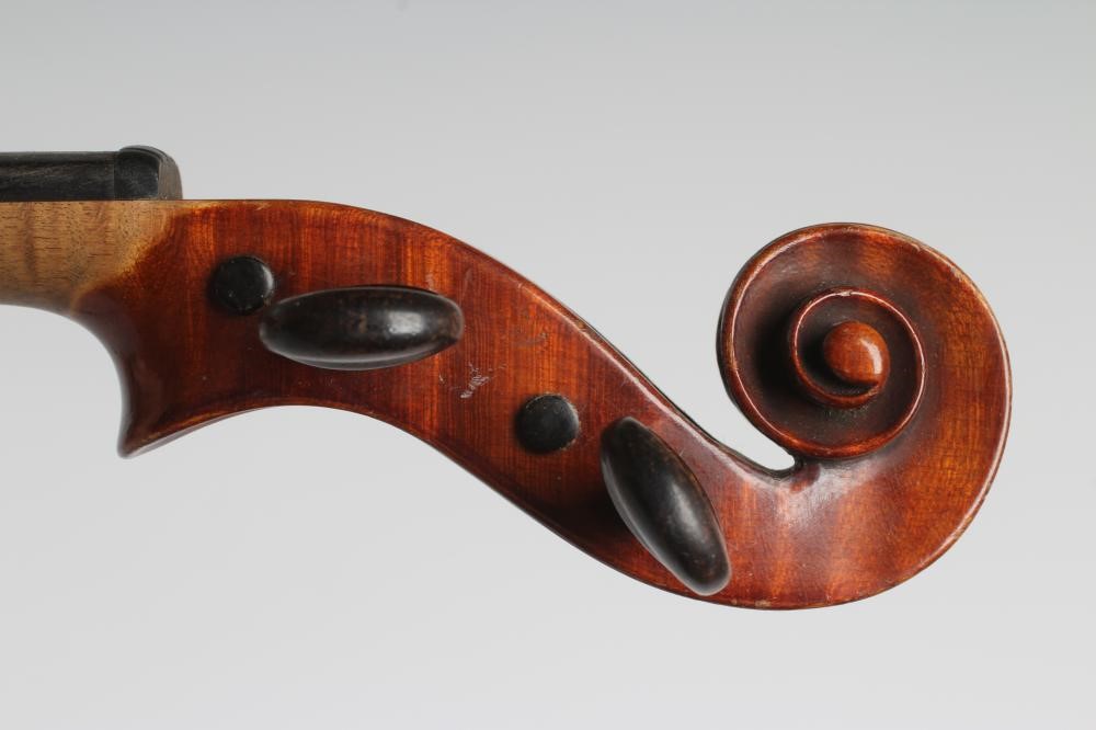 AN ALBAN VOIGT & CO. VIOLIN Image