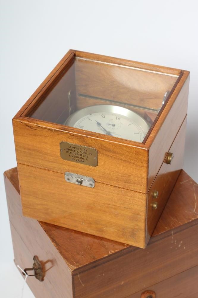 A MARINE CHRONOMETER signed Thomas Mercer 22104 Image