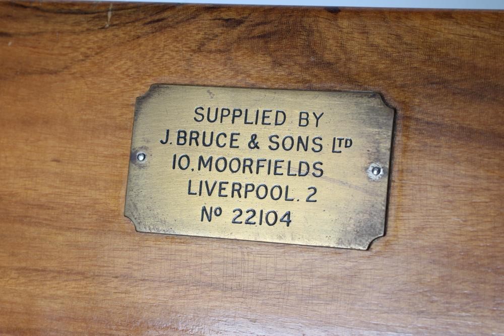 A MARINE CHRONOMETER signed Thomas Mercer 22104 Image