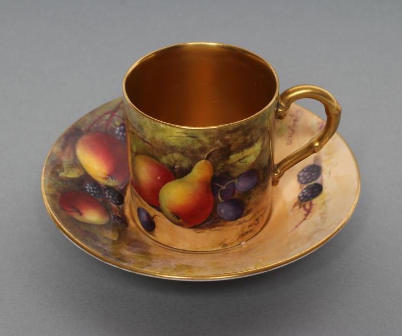 A ROYAL WORCESTER CHINA CABINET CAN AND SAUCER Image