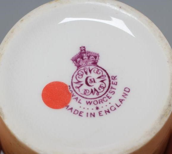 A ROYAL WORCESTER CHINA CABINET CAN AND SAUCER Image