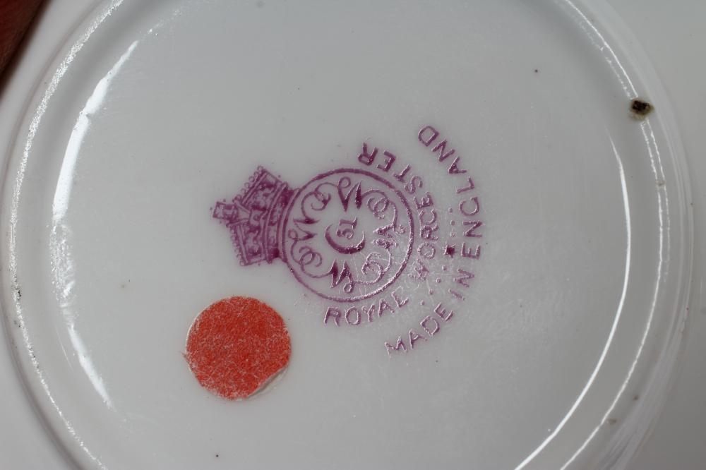 A ROYAL WORCESTER CHINA CABINET CAN AND SAUCER Image