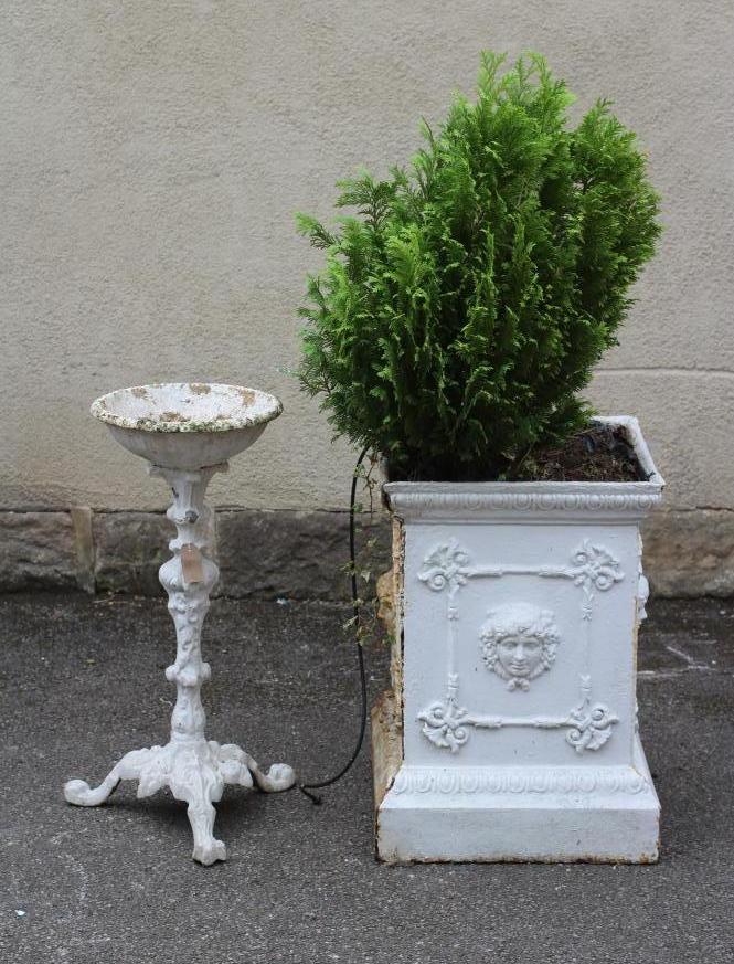 A CAST METAL PLANTER Image