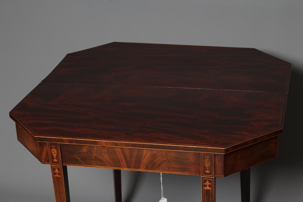 A GEORGIAN FOLDING TEA TABLE Image