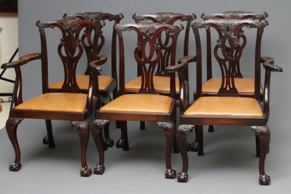 A SET OF SIX GEORGIAN MAHOGANY REVIVAL DINING CHAIRS Image