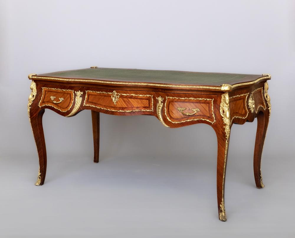 A LOUIS XV STYLE KINGWOOD BUREAU PLAT Image