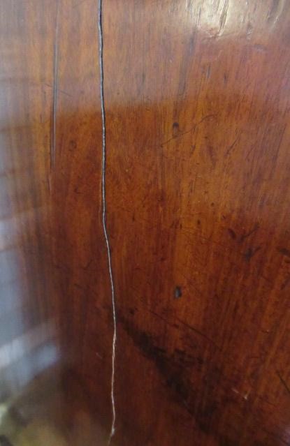 A GEORGIAN MAHOGANY CHEST Image