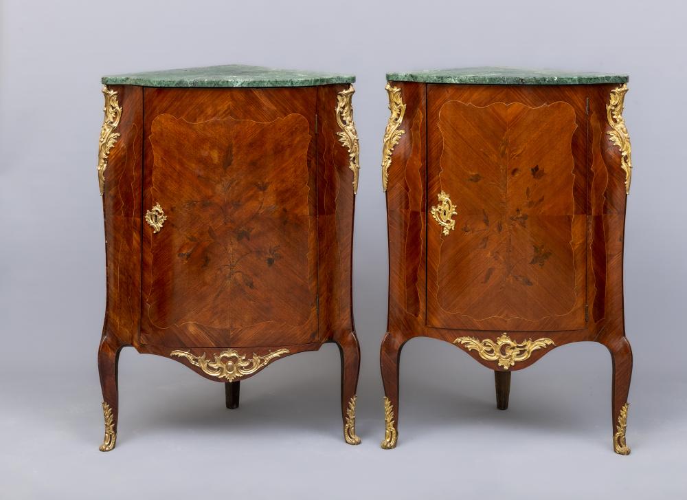 A PAIR OF LOUIS XV STYLE KINGWOOD AND MARQUETRY ENCOIGNURES Image