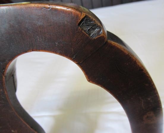 AN EARLY GEORGIAN MAHOGANY SIDE CHAIR Image