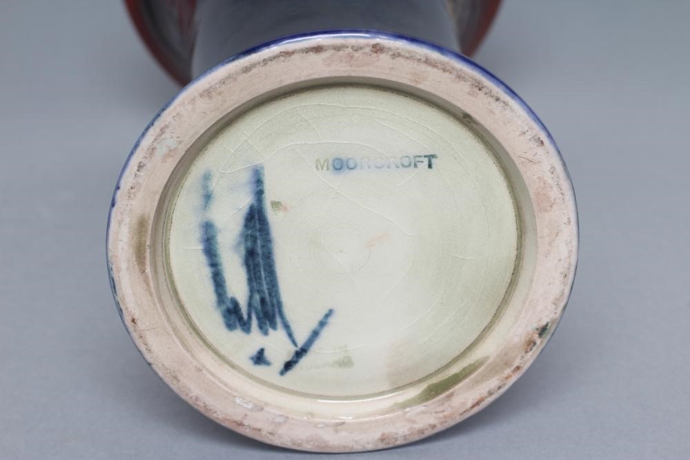 A MOORCROFT POTTERY CLEMATIS PATTERN VASE Image