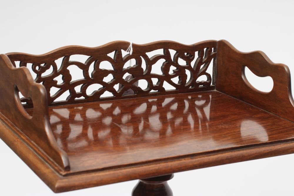 A ROSEWOOD STAND Image