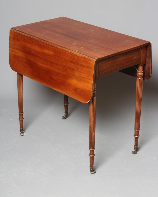 A MAHOGANY PEMBROKE TABLE Image