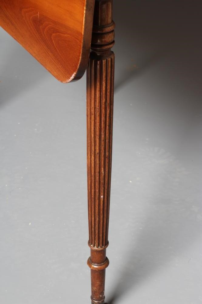 A MAHOGANY PEMBROKE TABLE Image