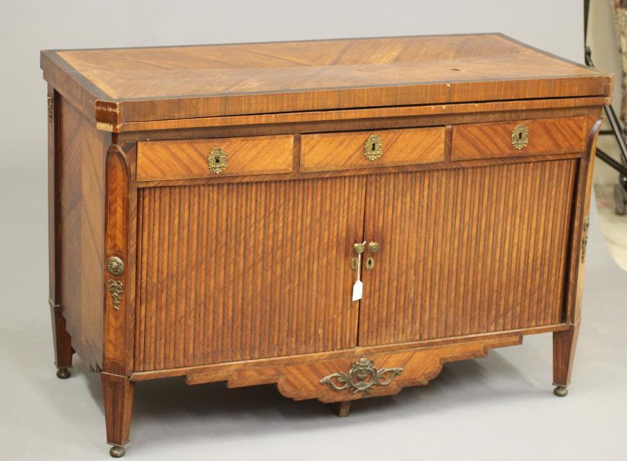 A DUTCH KINGWOOD KLAP BUFFET Image