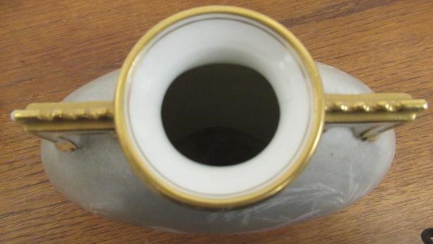 A PAIR OF ROYAL WORCESTER PORCELAIN AESTHETIC MOON FLASKS Image