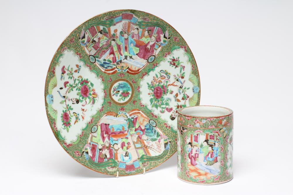 A CANTONESE PORCELAIN CHARGER of plain circular form Image