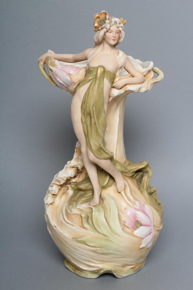 AN ART NOUVEAU ROYAL DUX BISQUE PORCELAIN FIGURAL VASE Image
