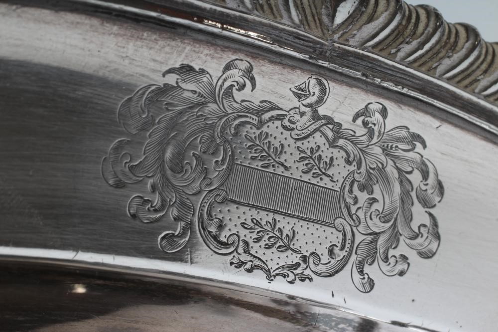 AN OLD SHEFFIELD PLATE LARGE MEAT PLATE Image