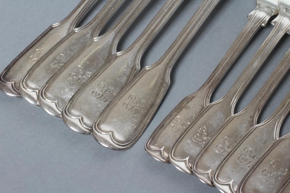 A COMPOSITE PART TABLE SERVICE Image