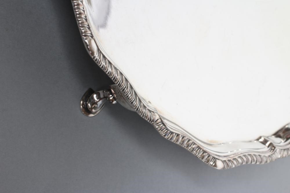 A LATE VICTORIAN SALVER Image