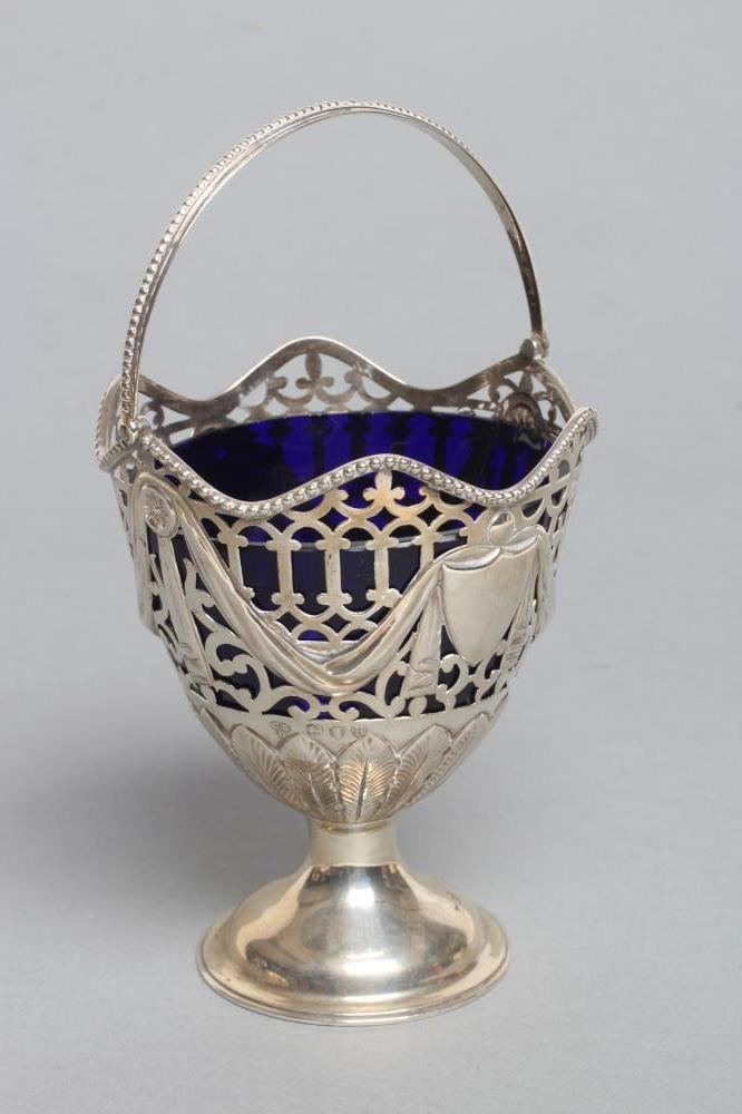 A LATE VICTORIAN SUGAR BASKET Image