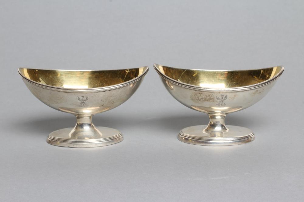 A PAIR OF GEORGE III PEDESTAL SALTS Image