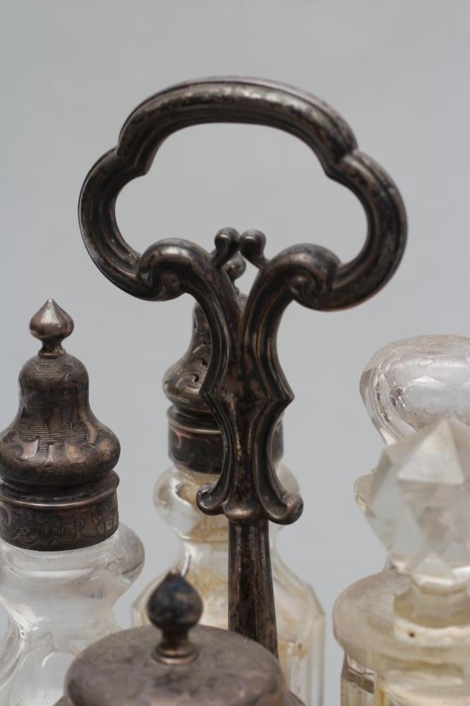 A VICTORIAN FIVE BOTTLE CRUET Image
