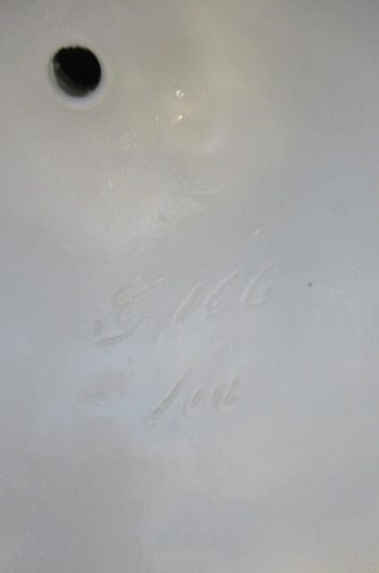 TWO MEISSEN PORCELAIN OWLS Image