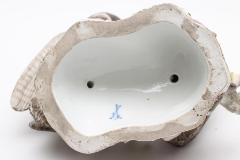 TWO MEISSEN PORCELAIN OWLS Image