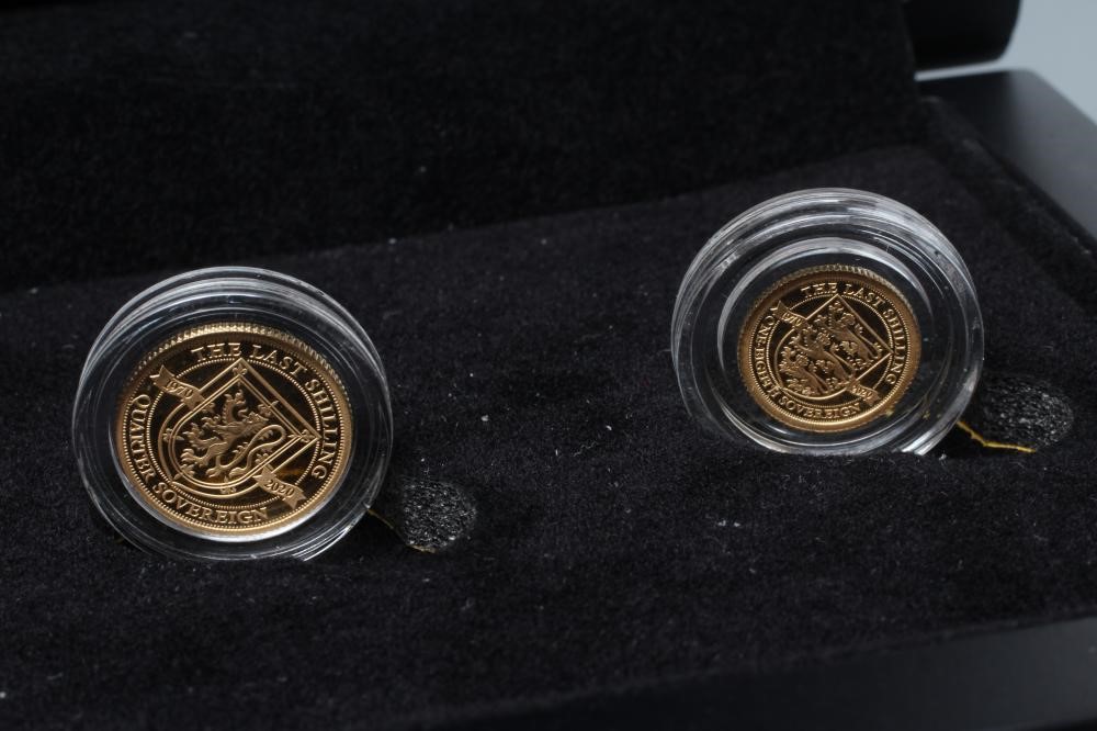 AN ELIZABETH II PRE-DECIMAL 50TH ANNIVERSARY PROOF GOLD SOVEREIGN PRESTIGE FOUR COIN SET Image