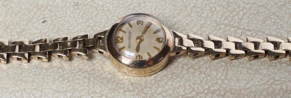 A LADY'S 18CT GOLD JAEGER-LECOULTRE WRISTWATCH Image