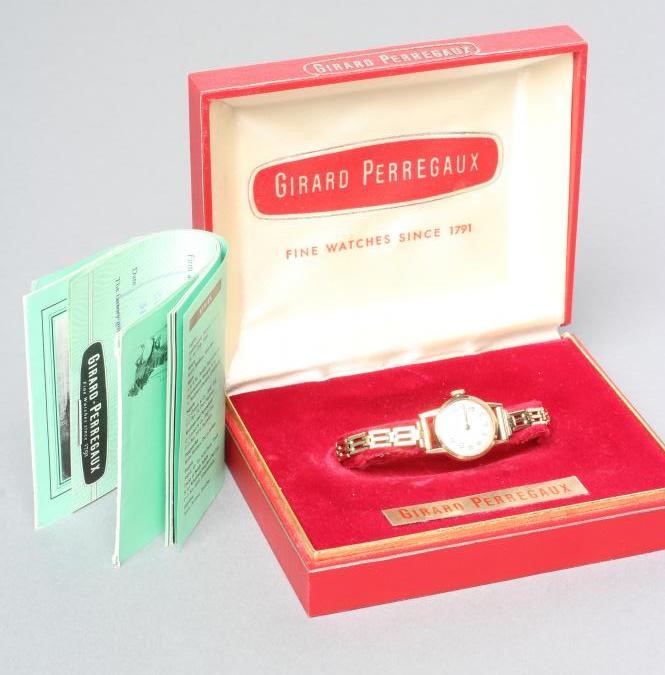 A LADY'S 9CT GOLD GIRARD-PERREGAUX WRISTWATCH Image